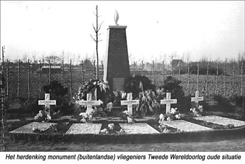14-Het-herdenking-monument-bu